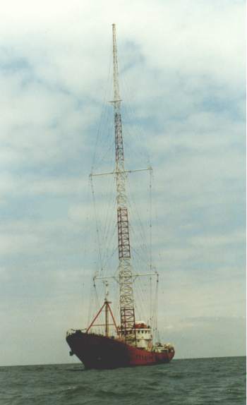 Histoires de radios 38 Radio Offshore