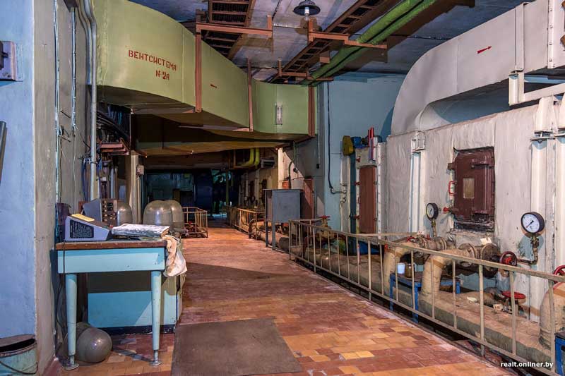 bunker8